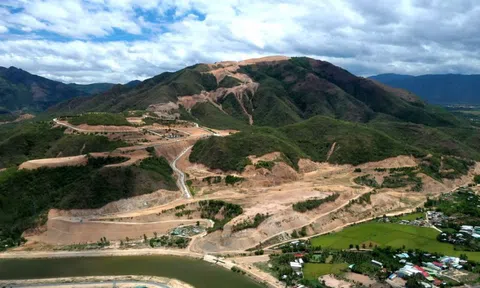 Điểm lại những dự án "băm nát" núi Chín Khúc khiến 2 cựu Chủ tịch Khánh Hòa vướng lao lý