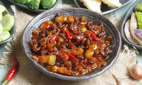 Không phải nước mắm hay nước tương, đây mới là loại đồ chấm "đỉnh của chóp" cho mọi món luộc