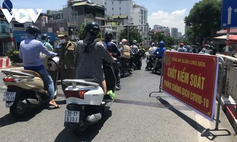 Hà Nội xử phạt nghiêm những người dân ra khỏi nhà không có lý do chính đáng