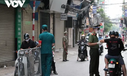 Giãn cách xã hội, ý thức phòng chống dịch của người dân Hà Nội được nâng cao
