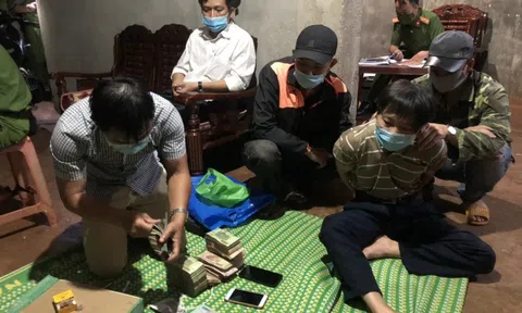 Khởi tố đối tượng ép doanh nghiệp bỏ 1,5 tỷ đồng “mua” clip