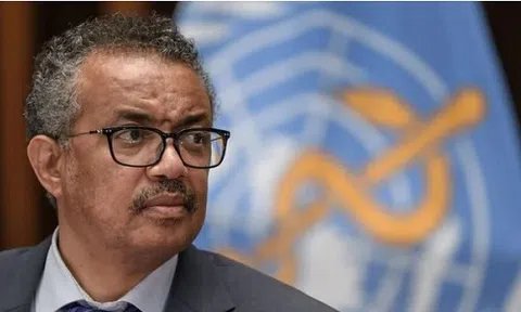 WHO cảnh báo thế giới sẽ vượt mốc 300 triệu ca mắc COVID-19 đầu năm 2022