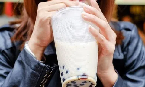 Cô gái 29 tuổi phải nhập viện chăm sóc tích cực vì trà sữa