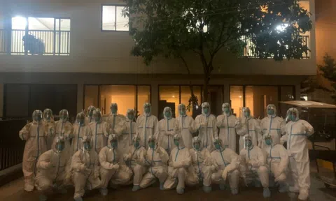 Hành trình 38 ngày điều trị khỏi bệnh cho 10.000 người mắc Covid-19 của bệnh viện Dã chiến số 8