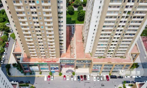 Hà Nội: Phong toả tạm thời 1 toà chung cư tại điểm nóng xã Tân Lập