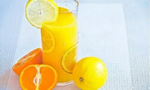 4 loại đồ uống nhất định không được dùng để uống thuốc