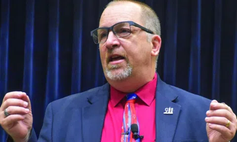 Vụ khủng bố 11/9 qua lời kể của người đàn ông chạy 105 tầng thang bộ, may mắn sống sót sau thảm kịch