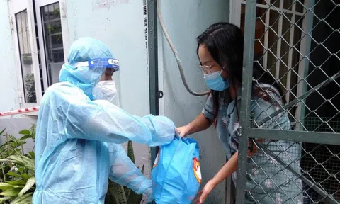 Thủ tướng yêu cầu TPHCM khẩn trương rà soát, kịp thời hỗ trợ người dân khó khăn