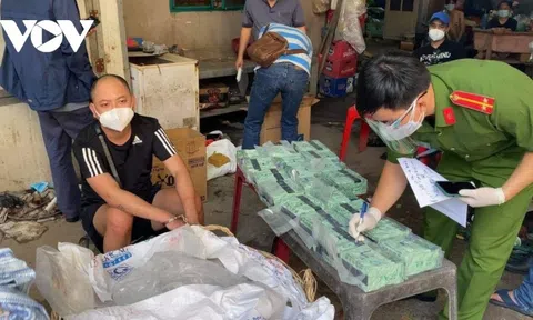 Nhiều thủ đoạn vận chuyển ma tuý tinh vi giữa đại dịch Covid-19