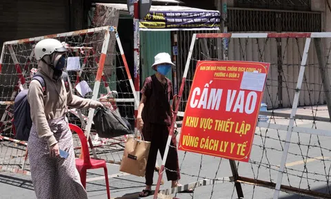 TP.HCM có kế hoạch gỡ bỏ hàng rào, chốt kiểm soát dịch Covid-19 cụ thể ra sao?