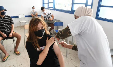 WHO công bố tin vui về xu hướng Covid-19 lắng dịu