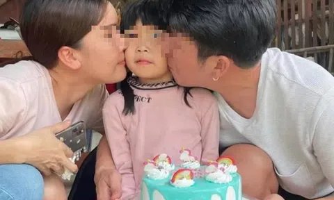 Vợ phẫn nộ chất vấn chuyện ngoại tình vì thấy vật nhạy cảm trên xe, chồng nhắn 1 câu xoay chuyển cục diện