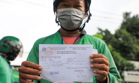 TP.HCM lý giải việc áp dụng quy định shipper xét nghiệm 3 ngày/lần