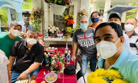 Ảnh quy tụ nam thần một thời: Giờ đều là ông chú, có người ra đi