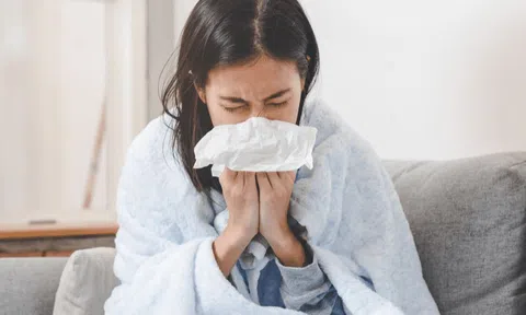 4 bệnh hay "ghé thăm" bạn vào mùa thu, ai cũng cần biết để phòng tránh