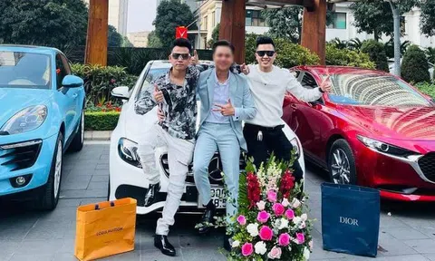 Thú chơi xe sang tiền tỷ, đồ hiệu, check-in sang chảnh của ông trùm đường dây đánh bạc 30.000 tỷ vừa bị triệt phá