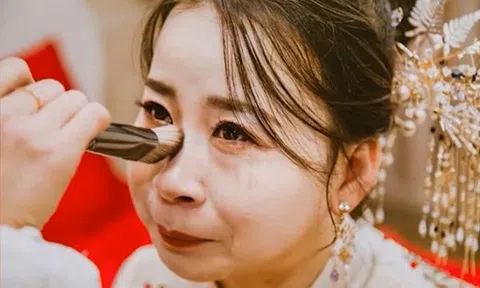 Cô dâu “khóc không ra nước mắt” khi nhận về bộ ảnh cưới cả đời khó quên