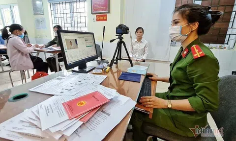 Công dân đủ 14 tuổi trở lên được đăng ký tài khoản định danh điện tử