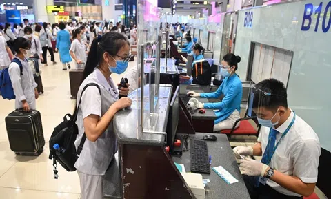 Bộ GTVT đề xuất mở lại đường bay quốc tế thường lệ từ tháng 1/2022