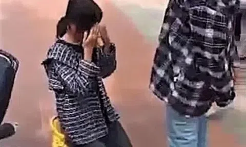 Nghi vấn nữ sinh bị cưỡng đoạt 90 triệu: Thu giữ 104 bản in các tin nhắn dọa dẫm qua Messenger