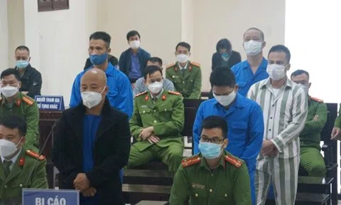 Xét xử vợ chồng Đường "Nhuệ": Tiến "trắng" tố bố mẹ đối xử tệ bạc, mác con nuôi "cho oai"