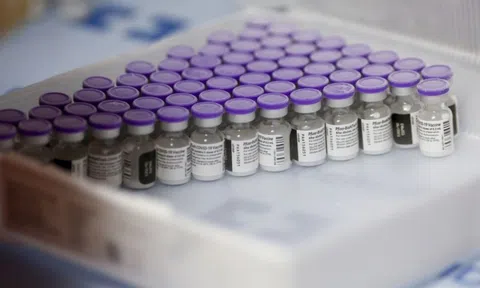 Pfizer thử nghiệm vaccine với trẻ 12-15 tuổi, hiệu quả bất ngờ 100%