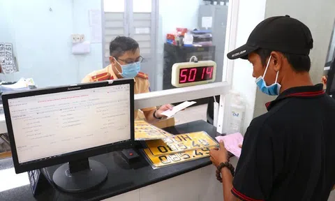 TP.HCM: Phạt từ 2 đến 4 triệu đồng đối với ô tô không đổi sang biển số màu vàng từ sau ngày 31/12