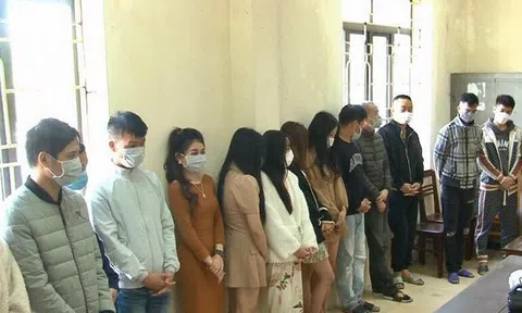 Bắt quả tang 17 nam thanh nữ tú bay lắc ma túy trong homestay: Công an thu giữ những gì?