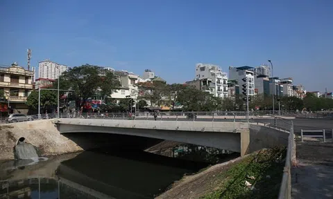 Bác thông tin xây cầu qua sông Tô Lịch hết 38 tỷ đồng, chủ đầu tư tiết lộ con số chính xác