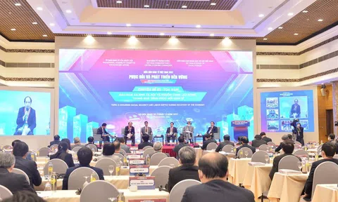 Chủ tịch Quốc hội: "Hãy biến Covid-19 thành cơ hội của chúng ta”