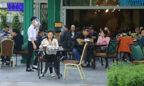 Hà Nội có thể hạn chế hoặc dừng các dịch vụ không thiết yếu tùy cấp độ dịch