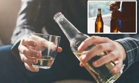 Hải Dương: Ngộ độc rượu, 2 người đàn ông tử vong