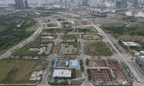 Giá đất Thủ Thiêm vượt xa đất Quận 1, có nên đầu tư?