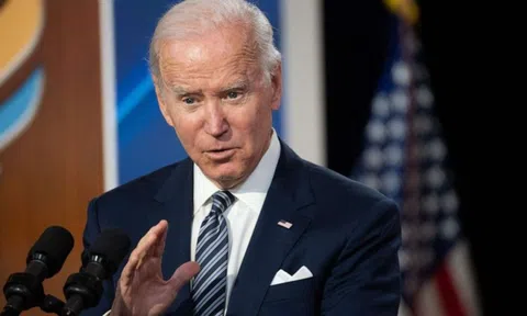 Đại dịch trở thành "cơn ác mộng chính trị" của Tổng thống Biden và Thủ tướng Johnson