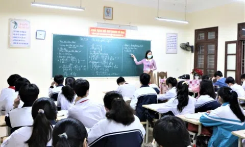 Hà Nội: Nhiều quận tạm dừng cho học sinh đến trường do diễn biến dịch COVID-19