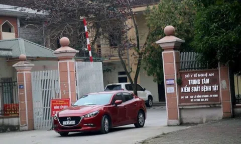 Vụ công ty Việt Á thổi giá kit xét nghiệm COVID-19: Bộ Công an triệu tập 8 người ở CDC Nghệ An