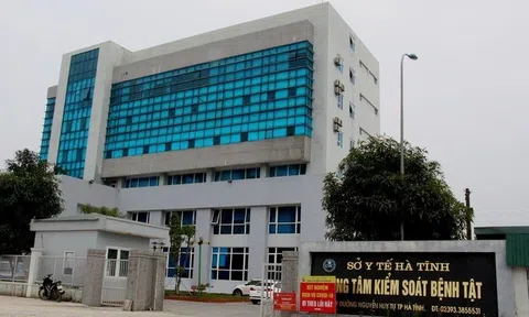 Vụ thổi giá kit xét nghiệm COVID-19: Hà Tĩnh thanh tra các gói thầu mua sắm của Việt Á