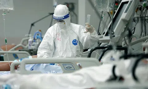 TP.HCM: Hỗ trợ tiền ăn 80.000 đồng/ngày cho F0