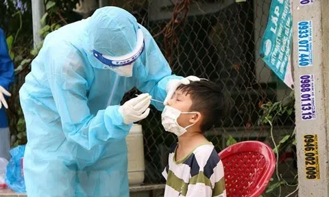 Trẻ mắc COVID-19 nên bổ sung và tránh những thực phẩm nào?
