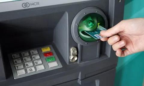 Lý do nhu cầu rút tiền mặt tại ATM dịp Tết năm nay sẽ không tăng nhiều