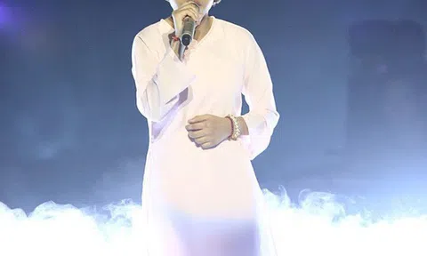 Người của Tịnh thất Bồng Lai đã gia nhập showbiz, kiếm tiền từ mạnh thường quân như thế nào?