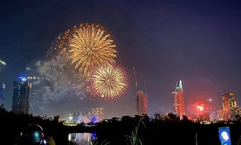 TP.HCM: Không bắn pháo hoa dịp Tết Nguyên đán 2022