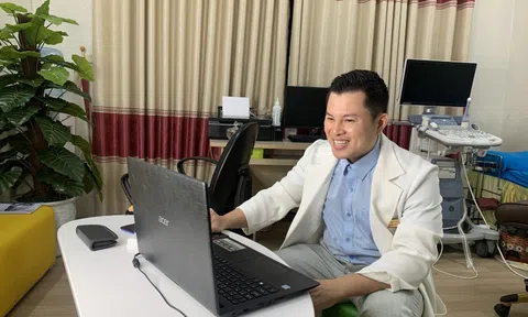 Bác sĩ kể lại giây phút nghẹt thở giúp thai phụ F0 từ xa