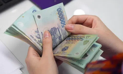 TP.HCM: Trường đại học nào thưởng Tết cao nhất 70 triệu đồng/người?