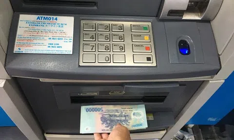 Tết Nguyên đán 2022, nhu cầu rút tiền tăng cao, có lo ATM thiếu tiền?