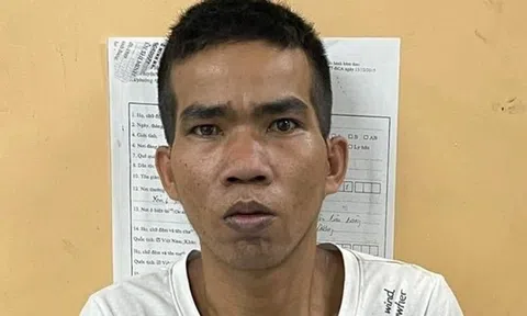 Vụ tạt axit vào 2 cô gái vì mâu thuẫn tình cảm: Nghi phạm khai gì?