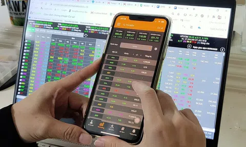 [Câu chuyện của Tiền] Giới trẻ gia nhập "đường đua" chứng khoán