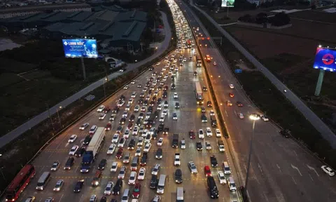 Xử phạt tới 70 triệu đồng nếu không xả trạm BOT khi ùn tắc