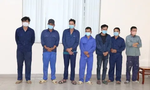 Vụ buôn lậu xăng dầu xuyên quốc gia: Bí mật trong phong bì của "trùm" buôn lậu