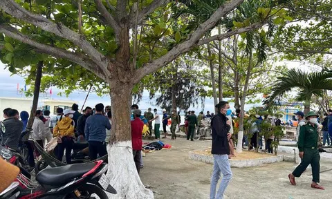 Lật ca nô ở Hội An: 5 người tử vong, hơn 10 người mất tích